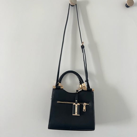 Black crossbody bag - Picture 1 of 3